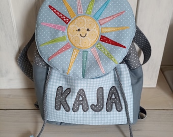 Kindergarten Rucksack mit Namen und Sonne grau blau