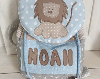 Kindergarten backpack with name and lion