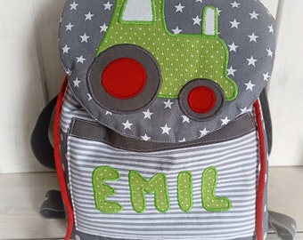 Kindergarten Rucksack Traktor grau grün mit Wunschnamen