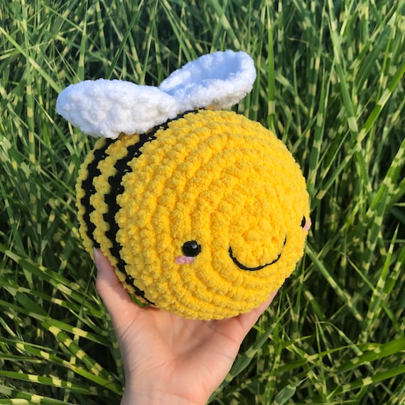 Hummel 20 cm Plüschtier Bumblebee Kuscheltier Biene Bee Plüsch Spielzeug 