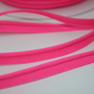 2m Paspelband neonpink Paspel pink neon ab 2 Meter EUR 1,90/m Biesenband Biese neon-pink Biesen Bild 1