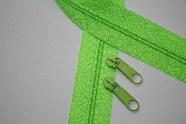 Reißverschluss neongrün 5 mm inkl. Zipper EUR 2,60/Set neon grün neon-grün Endlos-Reißverschluss Endlos Ware Bild 2