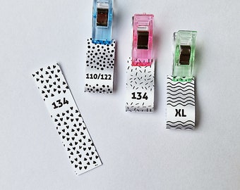 Größenetiketten mit Mustern aus Satin zum Einnähen, Textil Label um Größen zu markieren, 1,5 cm breit