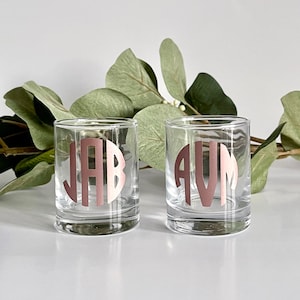 Personalized monogram shot glass, mini whisky glass, bridesmaid shot glass, groomsman shot glass, bridesmaid proposal, gift for groom, shot
