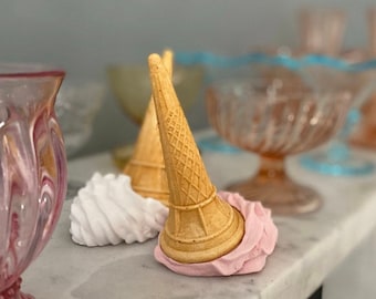 1 x FAKE Ice Cream Cone Food Prop replica display food