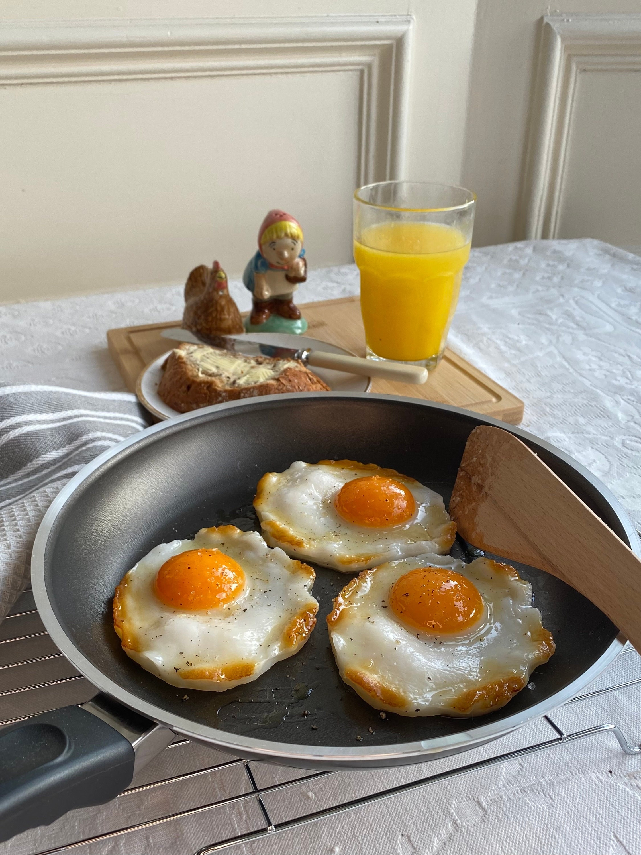 Fake Fried Eggs Breakfast Sunny Side up Fake Food Props Ikea Frying Pan 