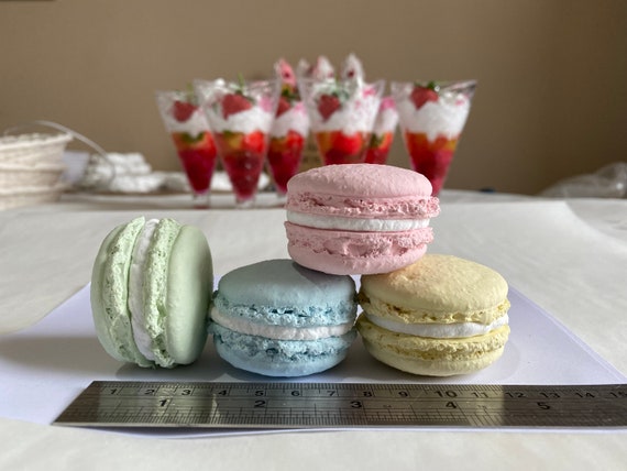 6-Pack Fake Cupcakes For Display - Realistic Artificial Desserts For Home Decor & Shop Displays