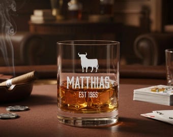 Whiskyglas Veterano Style mit Stier – personalisiert mit Name & Geburtsjahr - Geschenk für Männer und Frauen