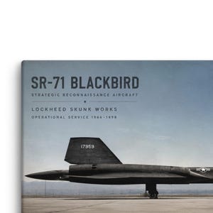 SR-71 Blackbird vliegtuigen muurkunst 40" canvas | Koude oorlog luchtvaart decor | Air Superiority & American Ingenuity Tribute LLArt Archival Series
