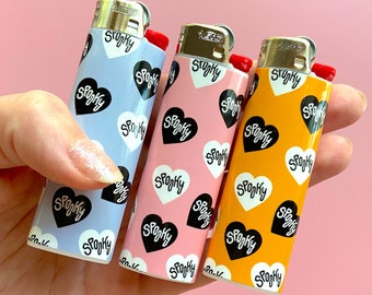 SPOOKY HEART LIGHTER (Pink) - Spooky Doodle Club Bic Lighter