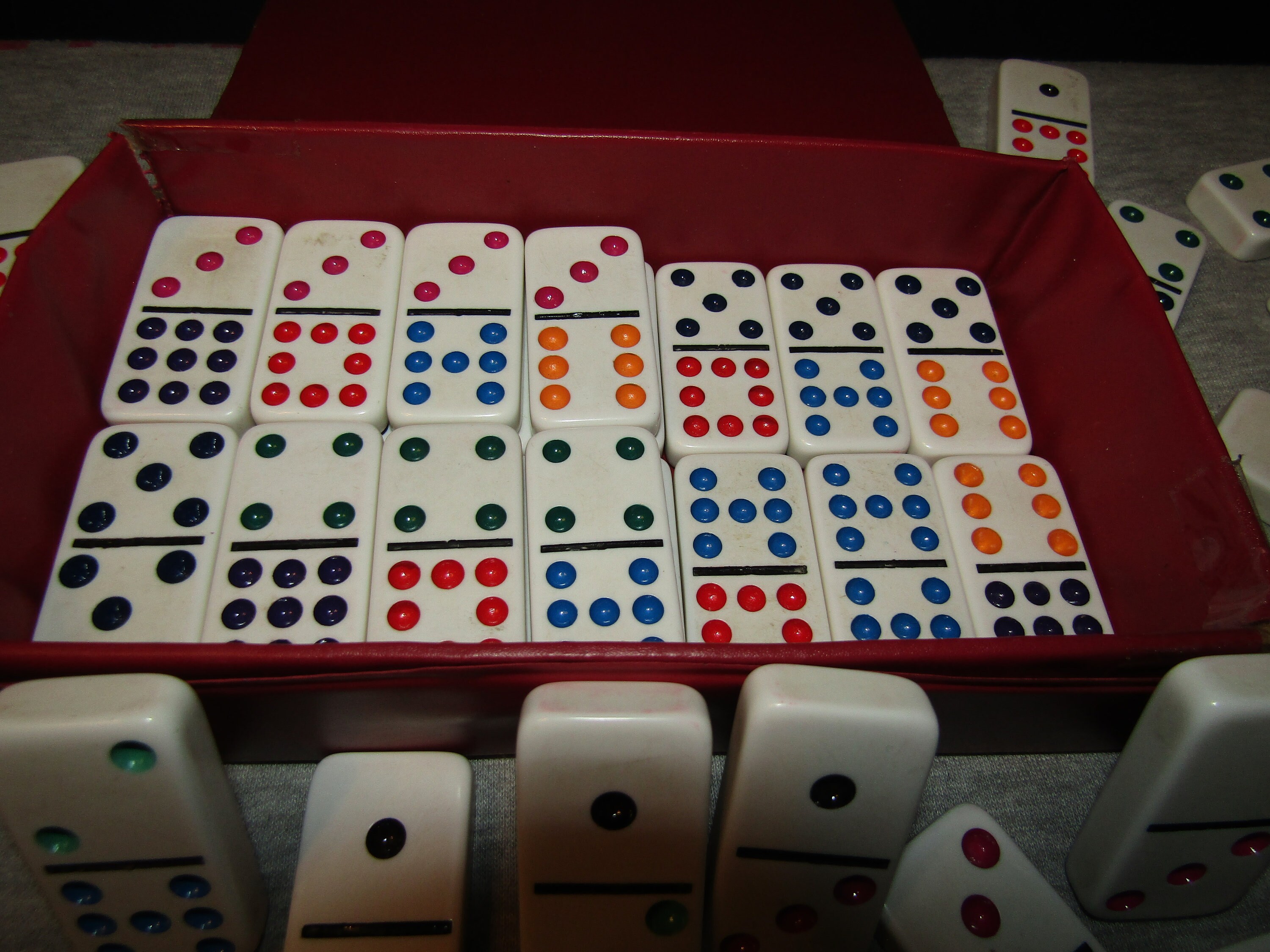 Doublefan – Jeu De Dominos Classique Double 6 – 55 Pièces Avec Spinner – Boîte En Bois, Pour 2 à 7 Joueurs