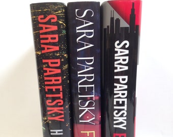 Sara Paetsky Hardcover Book Lot 3 Books 0623