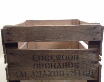 Vintage Wooden Fruit Crate from Edgewood Orchards, Kalamazoo, Michigan 0724
