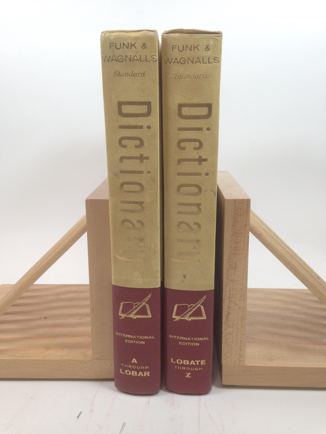 Funk & Wagnalls Standard Dictionary, International Edition, 2-volume ...