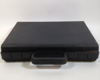 Cassette Tape Case Briefcase Style Black Hard Plastic Made in the USA 0424