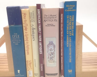 7 Reference Books on Antique Collecting, Price Guides and more 0125