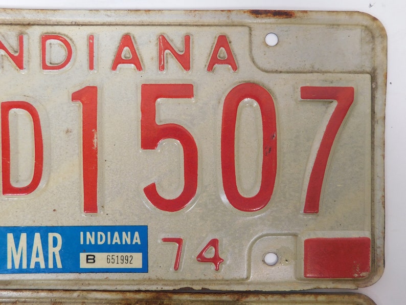 Vintage CONSECUTIVE NUMBERS Indiana License Plate 1974 Car