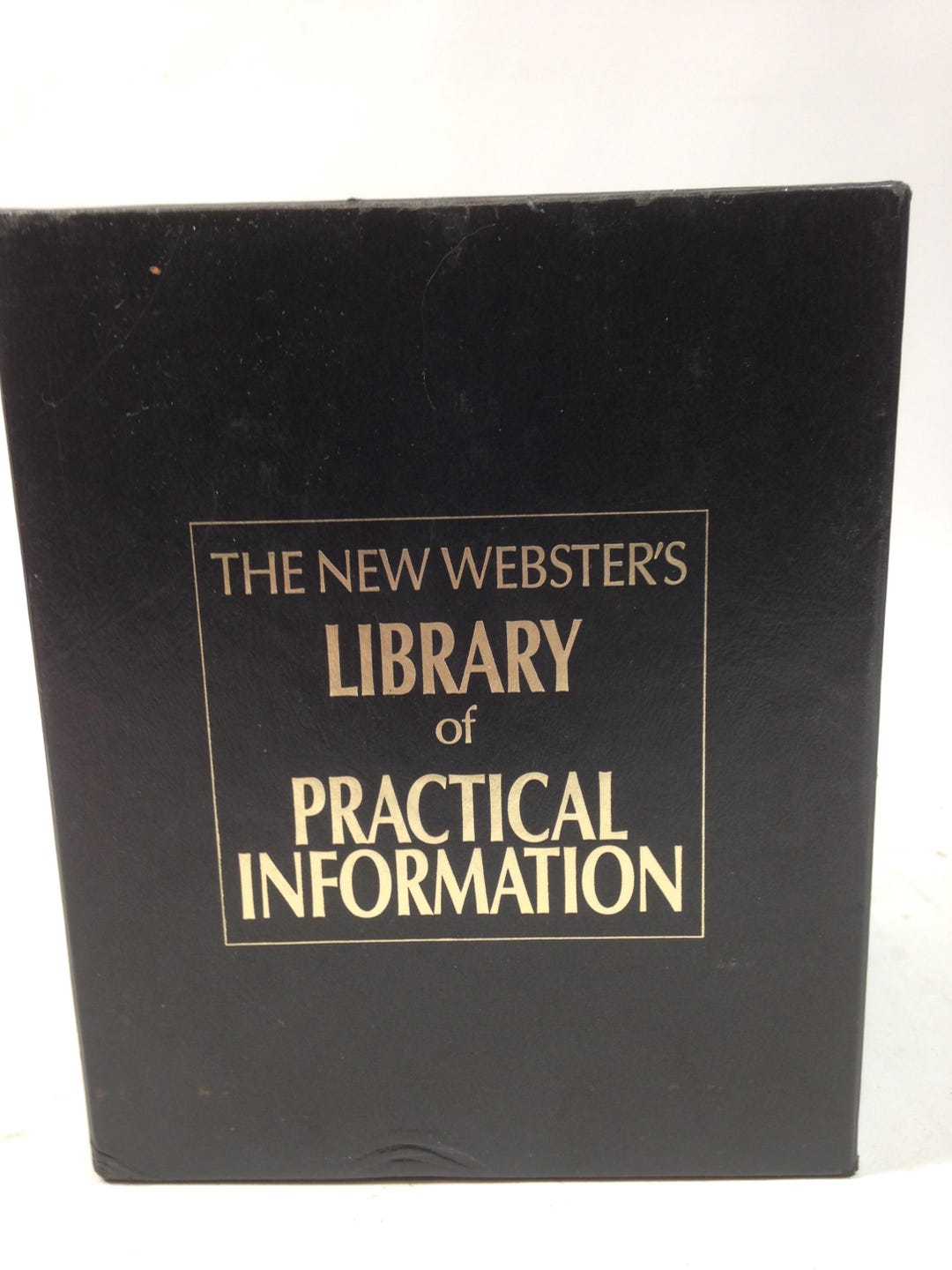 The New Webster's Library of Practical Information Desk Set, 1990, 0226 ...