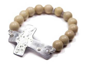 Cross Bead Stretch Bracelet