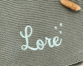 Babydecke/ Strickdecke dustymint/ personalisiert/ mit Namen