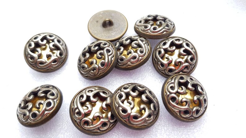 2 sizes 8 antique gold 15 mm 20 mm buttons metal buttons bronze AG24c