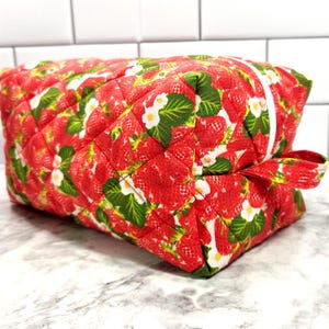 Handmade strawberry quilted cosmetic bag.  Boxy bag.  Zipper pouch.  Makeup bag.  Strawberry themed gift.   Strawberry cosmetic bag.