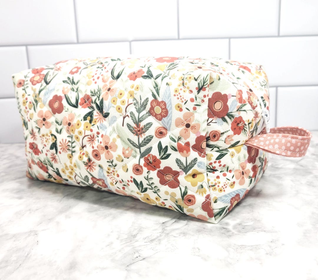 Handmade Floral Quilted Cosmetic Bag: Wildflower Print Zipper Pouch - Etsy