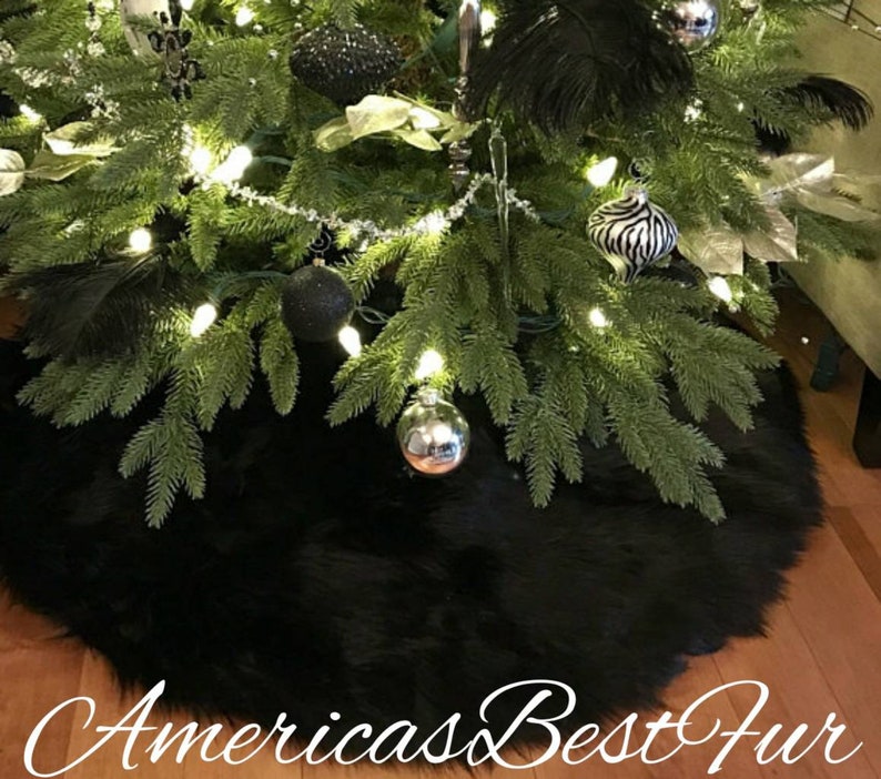 rh faux fur tree skirt