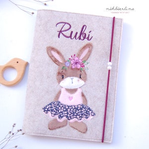 Untersuchungshefthülle / U-Heft-Hülle Hasenmädchen Rubi mit Namen und Fach für Impfpass und Visitenkarte 3 in 1 * Filz *  individualisierbar