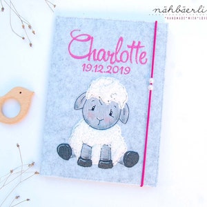U-Heft Hülle Schäfchen Lia * mit Namen und Fach für Impfpass und Visitenkarte 3 in 1 * Filz *  individualisierbar