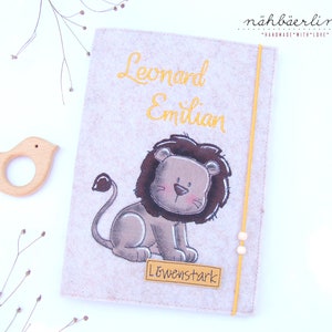U-Heft Hülle Löwe Leonard * Namen und Fach für Impfpass und Visitenkarte 3 in 1 * Filz *  individualisierbar