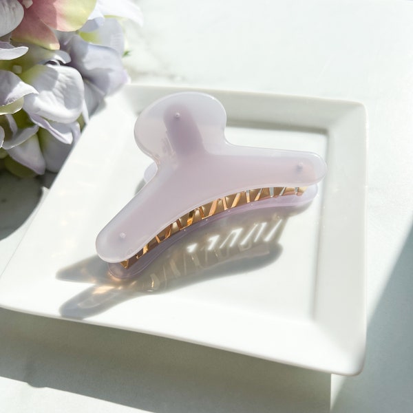 French Hair Claw in Lavender| Light Purple Acetate Resin Hair Clip