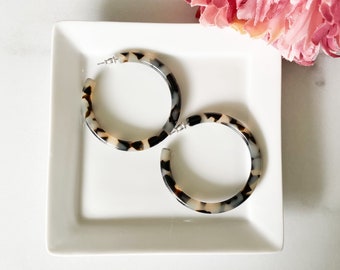 Certified Biodegradable Round Hoops in Blonde Tortoise Shell | Italian Acetate Statement Hoop Earrings S925 Silver Posts