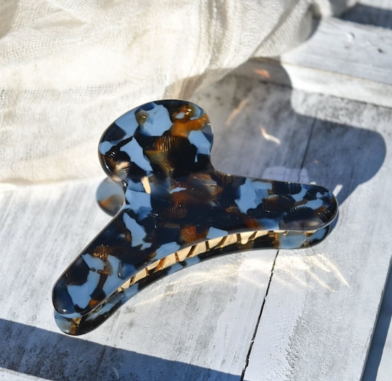 French Claw in Reef | Acetate Tortoise Shell Hair Clip Gold  display picture 3