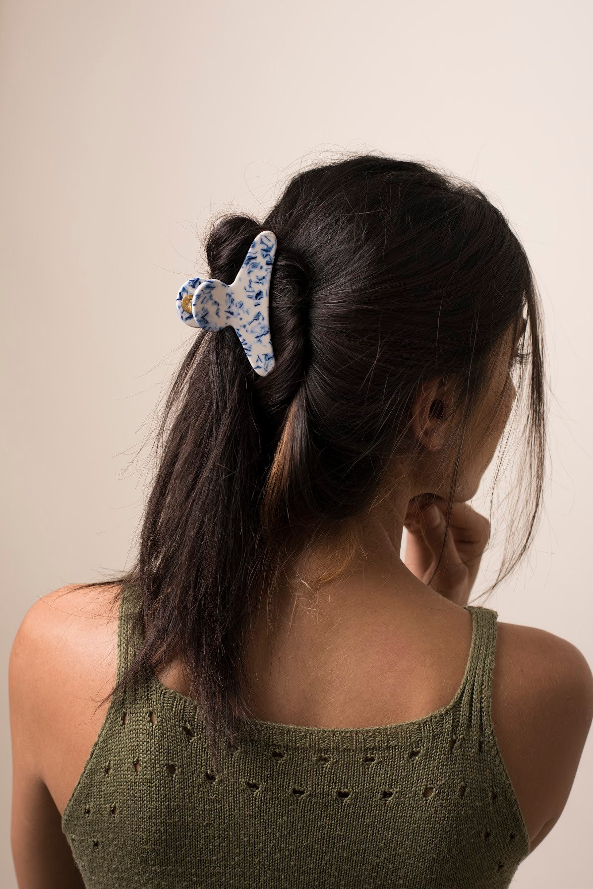 French Claw Clip in Porcelain Tortoise Blue and White French Claw Clip in Porcelain Tortoise Blue and White