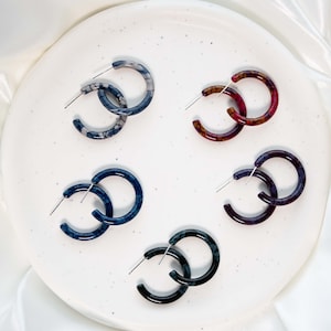 Dünne Runde Creolen 30 mm Flora Collection | .Creolen Ohrringe Cellulose Acetat 925 Sterling Silber Beiträge