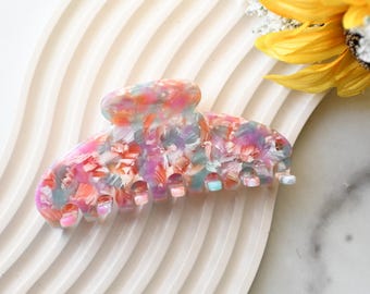Oval Claw in Tickled Pink - All Acetate Hair Claw
