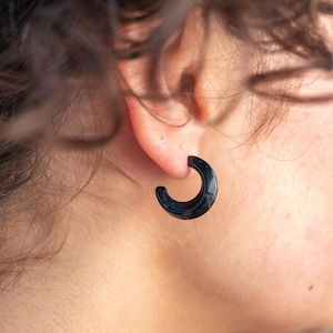 Black Pearl Crescent Hoop Earrings | Sterling Silver Post Huggie Hoop, 18mm