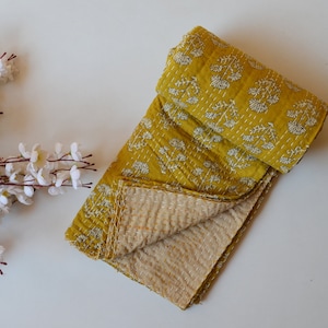 Indian Handmade Cotton Blanket Kantha Gudri, Mustard Yellow Block Print Bedding Kantha, Floral Pattern King Queen Twin Size Quilted Kantha