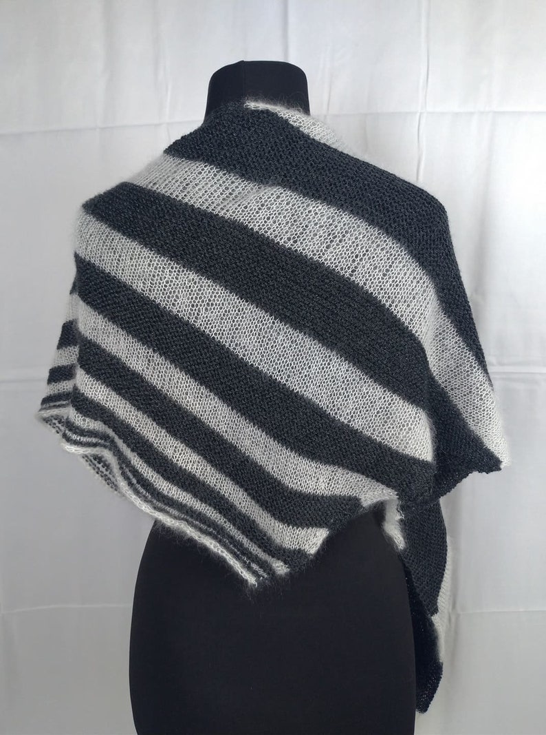 Knitting Pattern for a Triangle Shawl/striped Shawl/wool Knitting ...