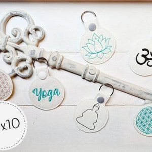 ITH keychain Yoga