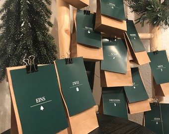 Adventskalender Karten Tannengrün