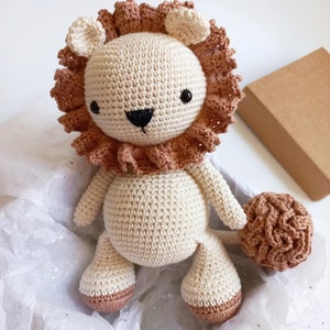 Crocheted amigurumi lion, cotton, handmade, crochet tie,