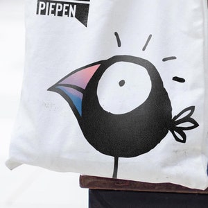 Plottermotief "Black Bird" van Thorsten Berger // Plotten / Vogel / Comic / Statement / Casual
