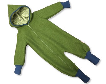 Walksuit in apple green size 62-116