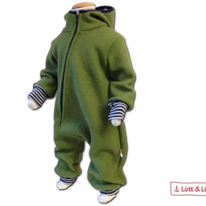 Walk overall in apple green size 62-116