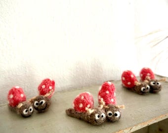 Set: 2 gefilzte Schnecken mit Glückspilz Häuschen -KLEIN- 173