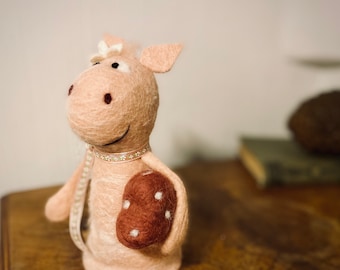 Hand-felted lucky pig with heart 097