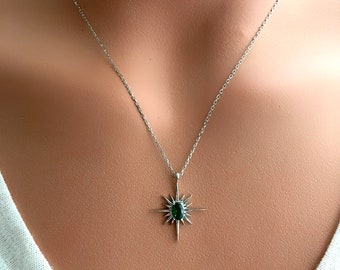 Emerald Green North Star Necklace / 925 Sterling Silver Polar Star Necklace / 18k Rose Gold Plated and Silver / Emerald Necklace /