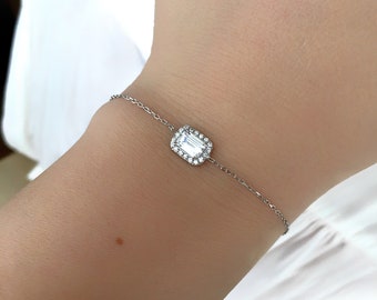 Tiny Baguette Bracelet / 925 Sterling Silver Bracelet / Gold Plated / Dainty and Cute Bracelet / Wedding Bracelet